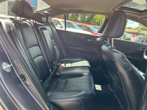 Used 2017 Honda Accord EX-L image 14