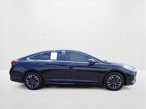Used 2018 Hyundai Sonata SE image 5