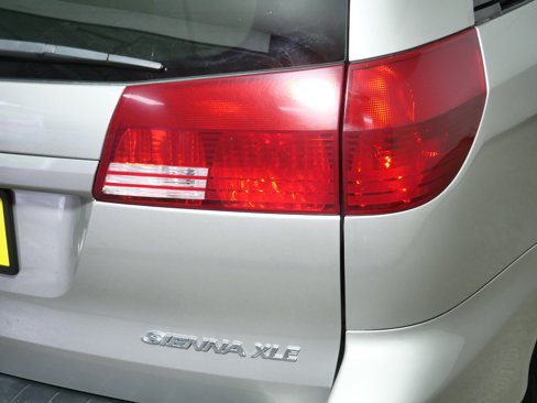 Used 2004 Toyota Sienna XLE image 17