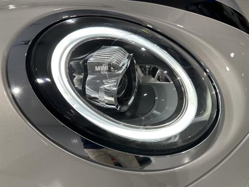 Used 2020 MINI Cooper S image 11