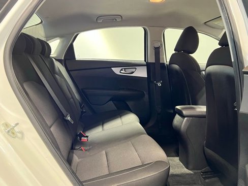 Used 2022 Kia Forte LXS w/ LXS Technology Package image 28