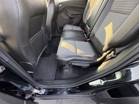 Used 2018 Ford Escape SE w/ SE Sport Appearance Package image 37