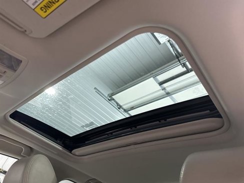Used 2012 MAZDA CX-9 Grand Touring w/ Moonroof & Bose Audio Pkg image 13