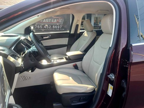 Used 2020 Ford Edge Titanium w/ Class II Trailer Tow Package image 10