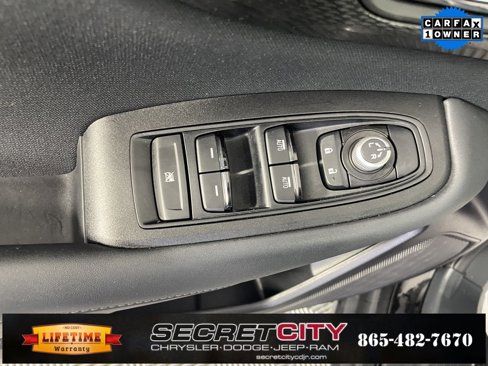 Used 2023 Subaru Outback Premium image 11