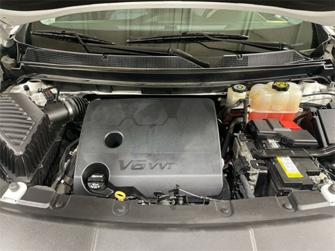 Used 2018 Chevrolet Traverse LT image 25