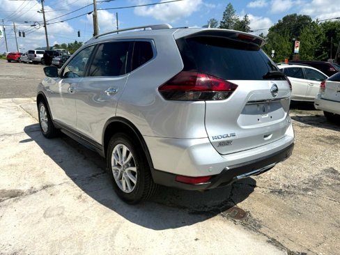 Used 2020 Nissan Rogue SV image 7