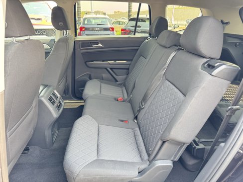 Used 2019 Volkswagen Atlas S w/ Towing Package image 32