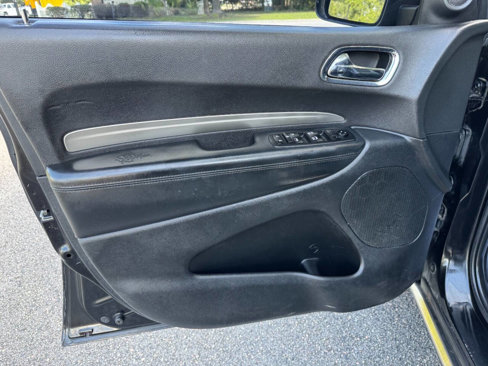 Used 2013 Dodge Durango SXT image 40