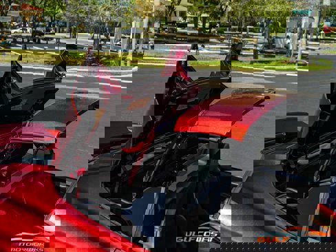 Used 2015 McLaren 650S Spider image 70