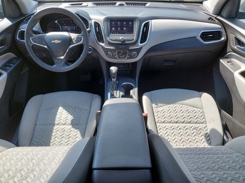 Used 2024 Chevrolet Equinox LS w/ LS Convenience Package image 3