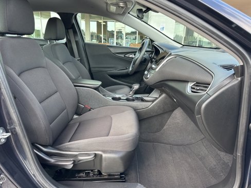 Used 2023 Chevrolet Malibu LT w/ Driver Confidence Package image 39