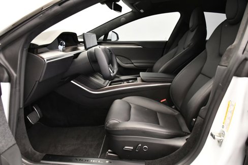 Used 2022 Tesla Model S image 5