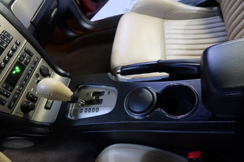 Used 2004 Ford Thunderbird Deluxe image 23