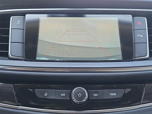 Certified 2018 Buick Enclave Essence image 15