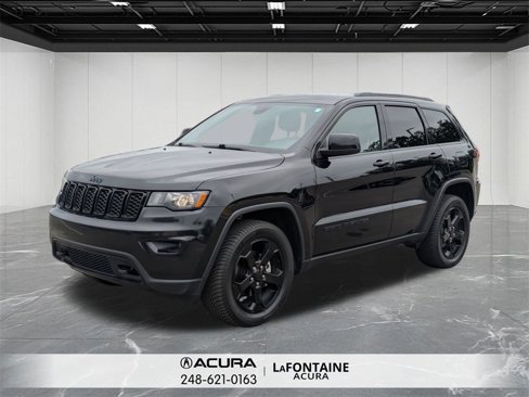 Used 2018 Jeep Grand Cherokee Laredo image 1