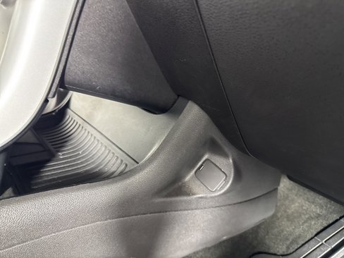 Used 2014 Ford Edge SEL image 37