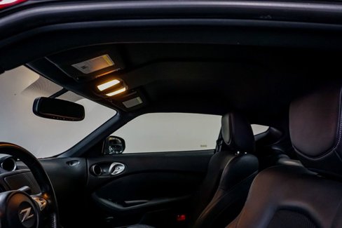 Used 2010 Nissan 370Z Touring image 36