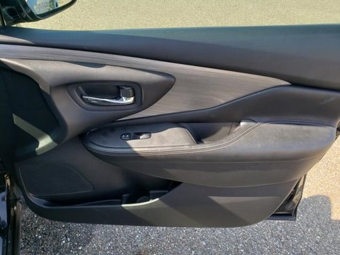 Used 2015 Nissan Murano SV image 21