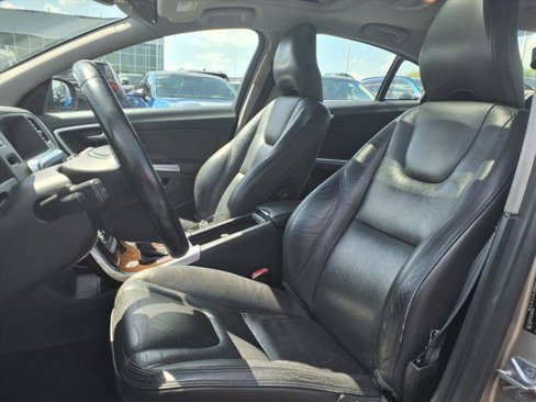 Used 2014 Volvo S60 T5 image 11