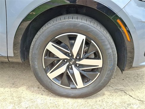 Certified 2021 Kia Sorento EX image 8