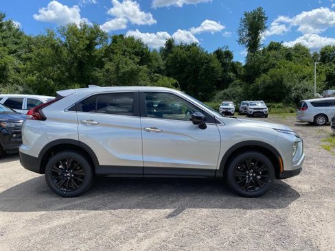New 2024 Mitsubishi Eclipse Cross LE image 2