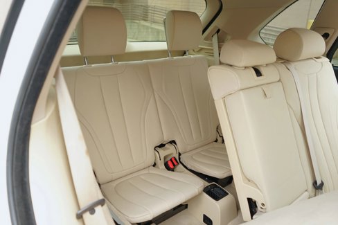 Used 2015 BMW X5 xDrive35d w/ Premium Package image 38