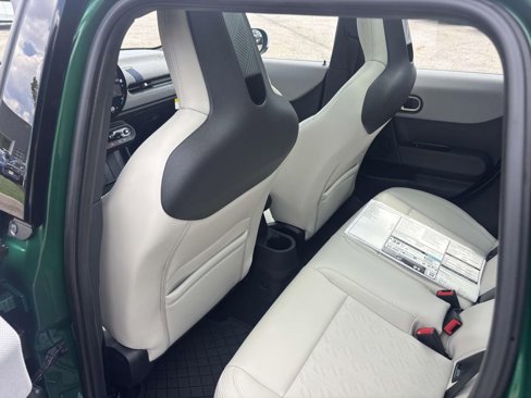 New 2025 MINI Cooper 4-Door Hardtop image 28