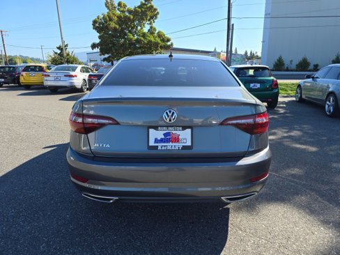 Used 2019 Volkswagen Jetta R-Line image 5
