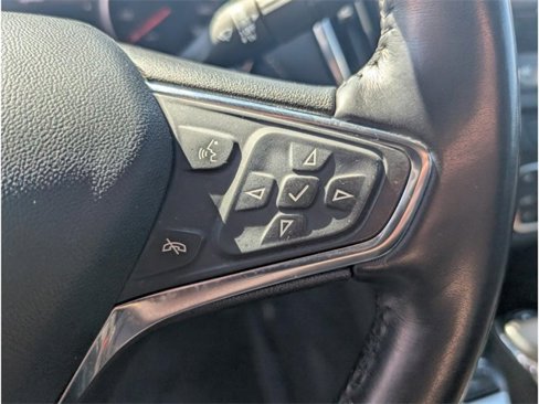 Used 2021 Chevrolet Equinox Premier image 18