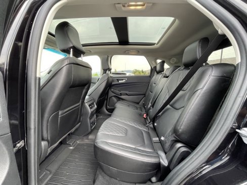 Used 2024 Ford Edge Titanium w/ Equipment Group 301A image 8