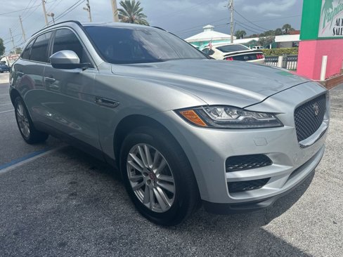 Used 2018 Jaguar F-PACE Prestige image 9