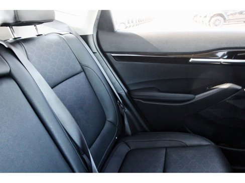 Used 2024 Kia Seltos EX image 15