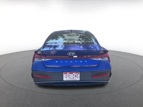 Used 2024 Hyundai Elantra SEL image 5
