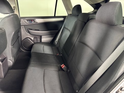Used 2016 Subaru Outback 2.5i Premium image 28
