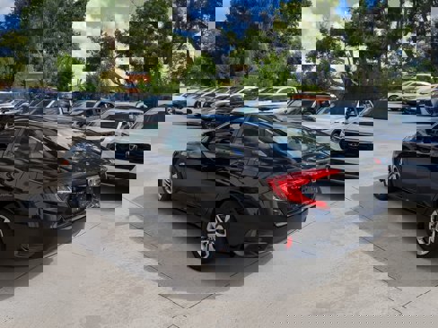 Used 2018 Honda Civic LX image 7