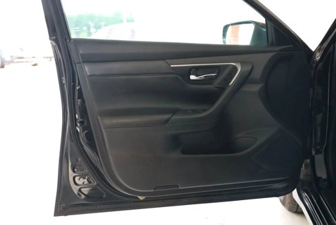 Used 2015 Nissan Altima 2.5 S w/ Power Driver Seat Package image 18