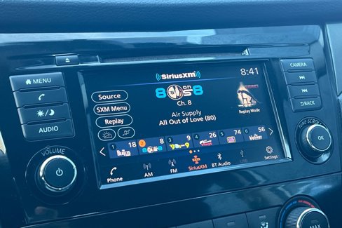 Used 2019 Nissan Rogue Sport S image 27