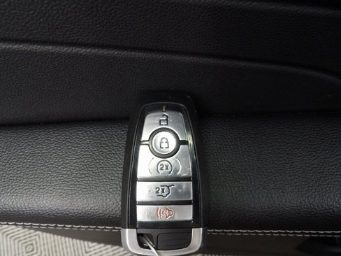 Used 2024 Ford Escape Platinum image 57