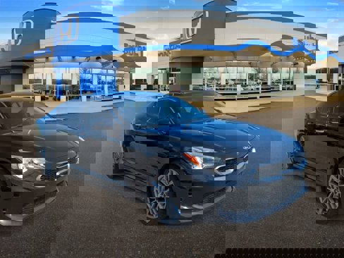 Used 2018 Kia Stinger image 2