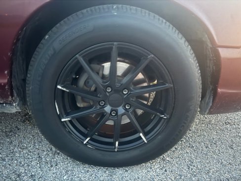 Used 2011 Ford Crown Victoria LX w/ Comfort Appearance Pkg image 16