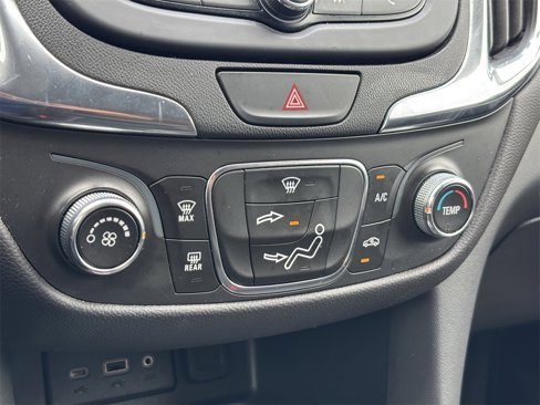 Used 2021 Chevrolet Equinox LT image 31