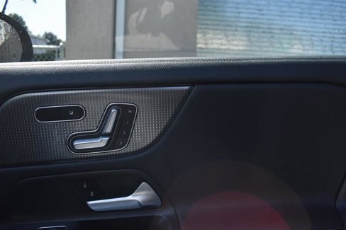 Used 2021 Mercedes-Benz GLA 250 4MATIC image 19
