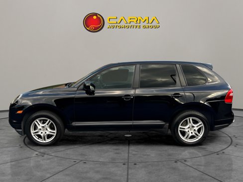 Used 2010 Porsche Cayenne image 2