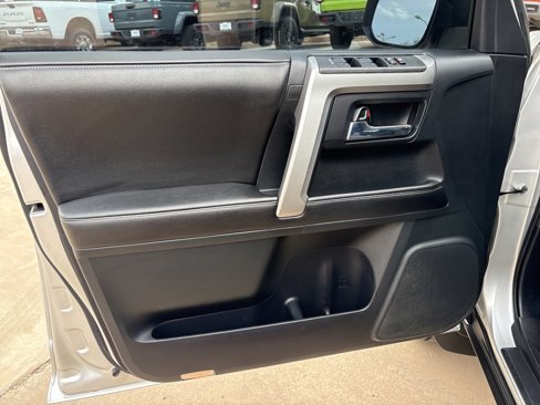 Used 2015 Toyota 4Runner 2WD image 13
