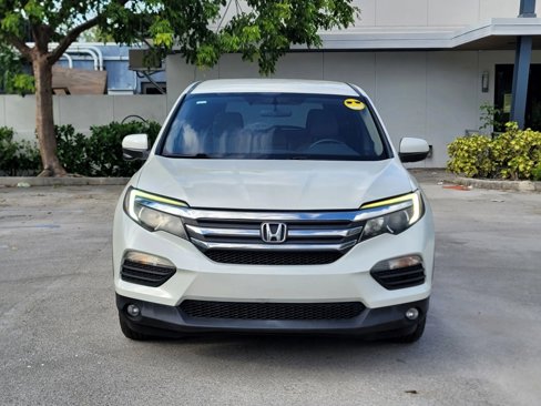 Used 2018 Honda Pilot EX image 2