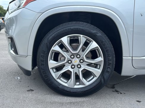 Used 2020 Chevrolet Traverse Premier image 9