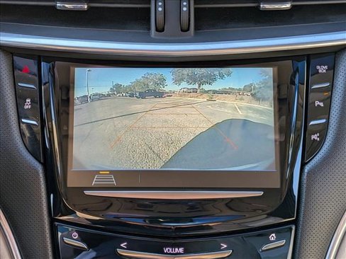 Used 2018 Cadillac XTS Luxury image 13