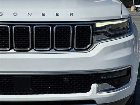 Used 2022 Jeep Wagoneer Series III w/ Premium Group I image 9