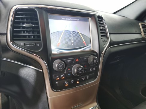 Used 2016 Jeep Grand Cherokee Limited image 11
